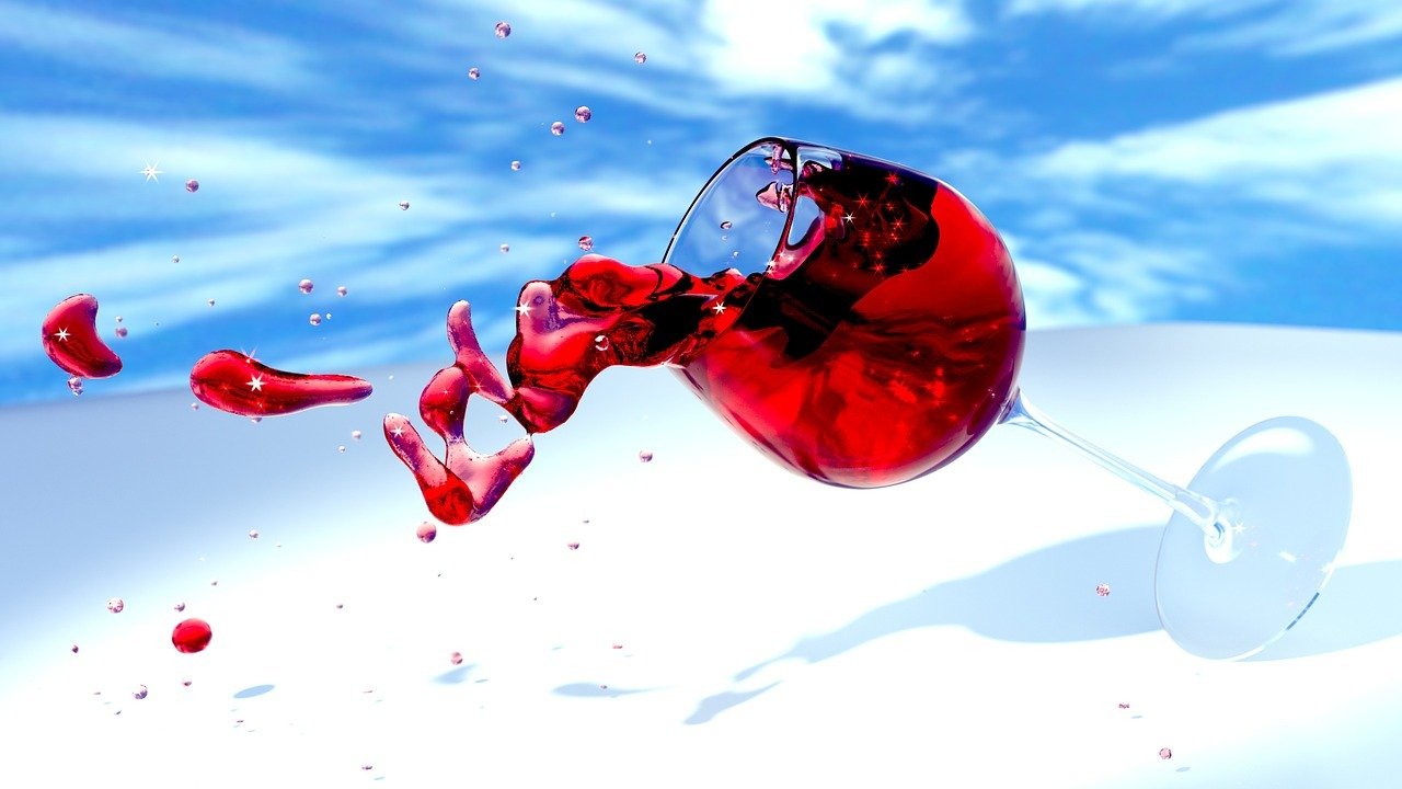 Top 6 Ways Wine Can Rejuvenate Your Skin At Home