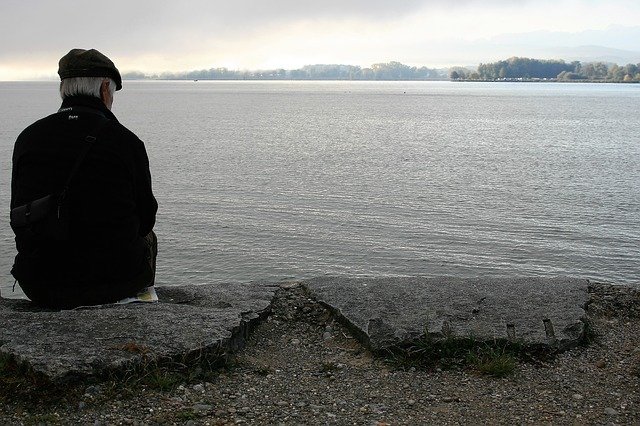 4 Ways to Fend-Off Loneliness in Your Retirement