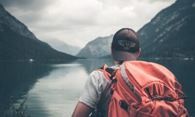 6 Effective Tips To Stay Healthy And In Shape While Traveling