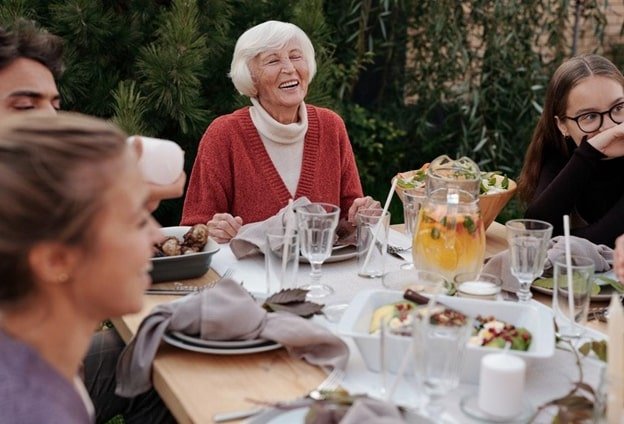 6 Healthy Lifestyle Adjustments for Aging Adults