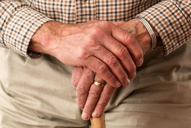 4 Tips for Caring for Older Adults