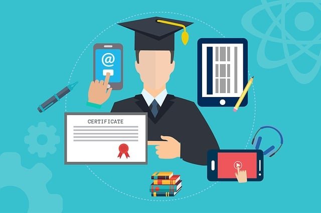The Advantages of Earning Your Social Work Degree Online