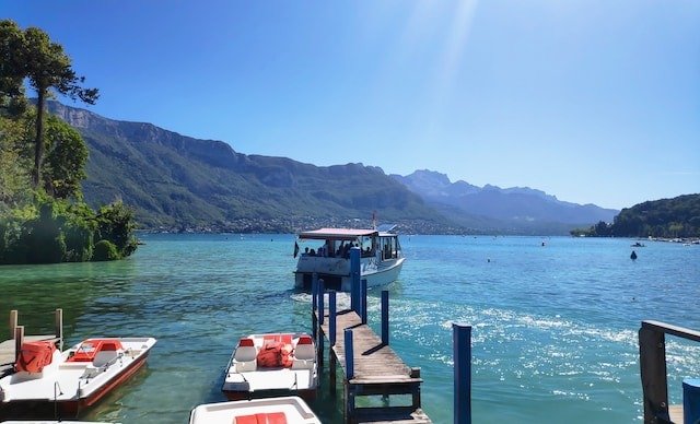 Guide to Lake Annecy